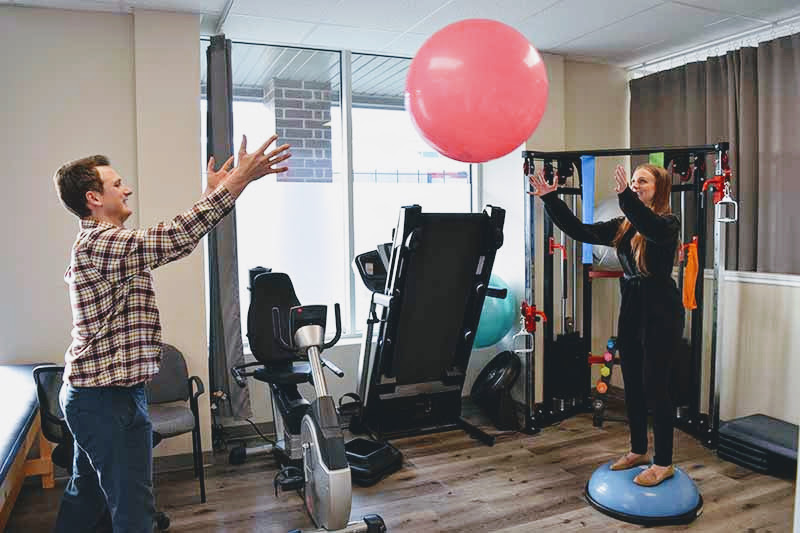 Physiotherapist in Bowmanville Physiotherapy, Massage Therapy, Chiropractor, Orthotics